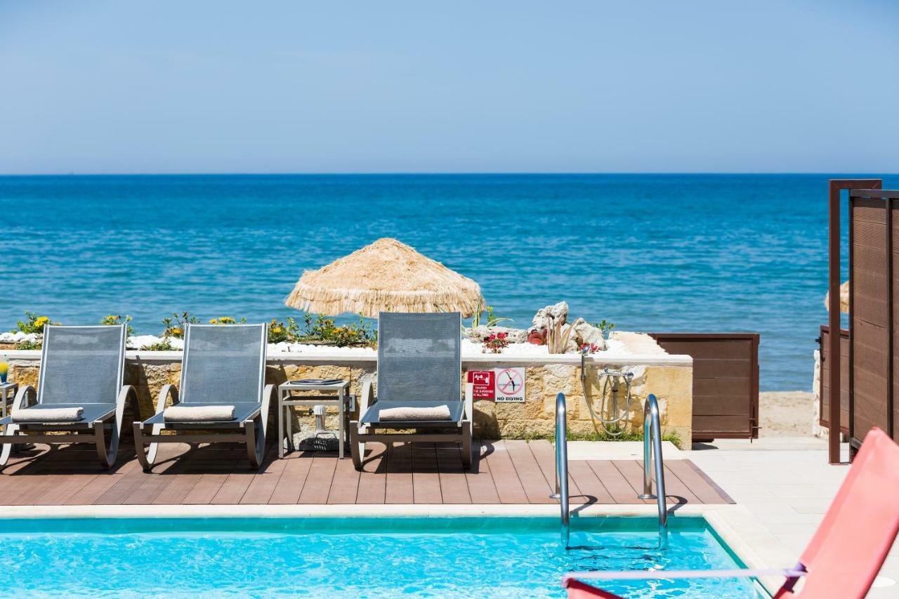 Espera Luxury Beach Front Residence With Pool & Bbq, By Thinkvilla 레팀노 외부 사진
