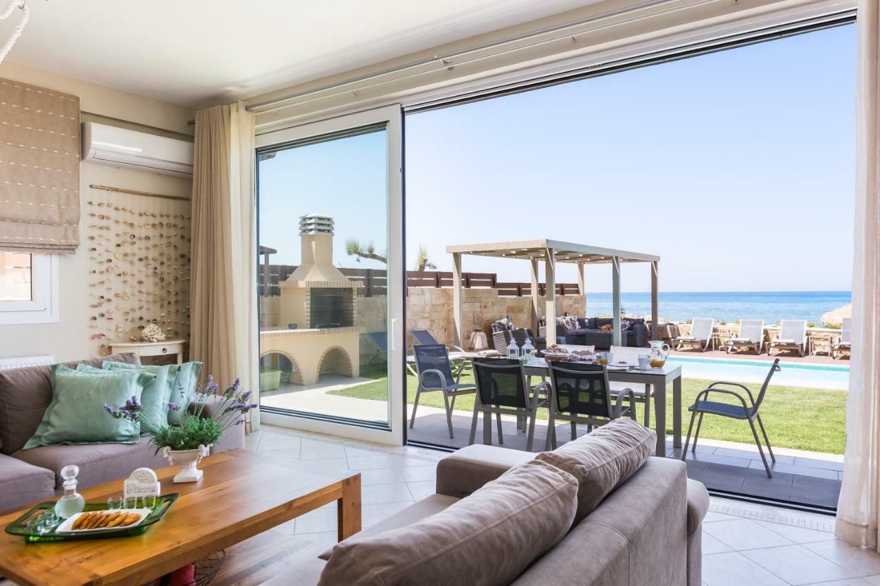 Espera Luxury Beach Front Residence With Pool & Bbq, By Thinkvilla 레팀노 외부 사진