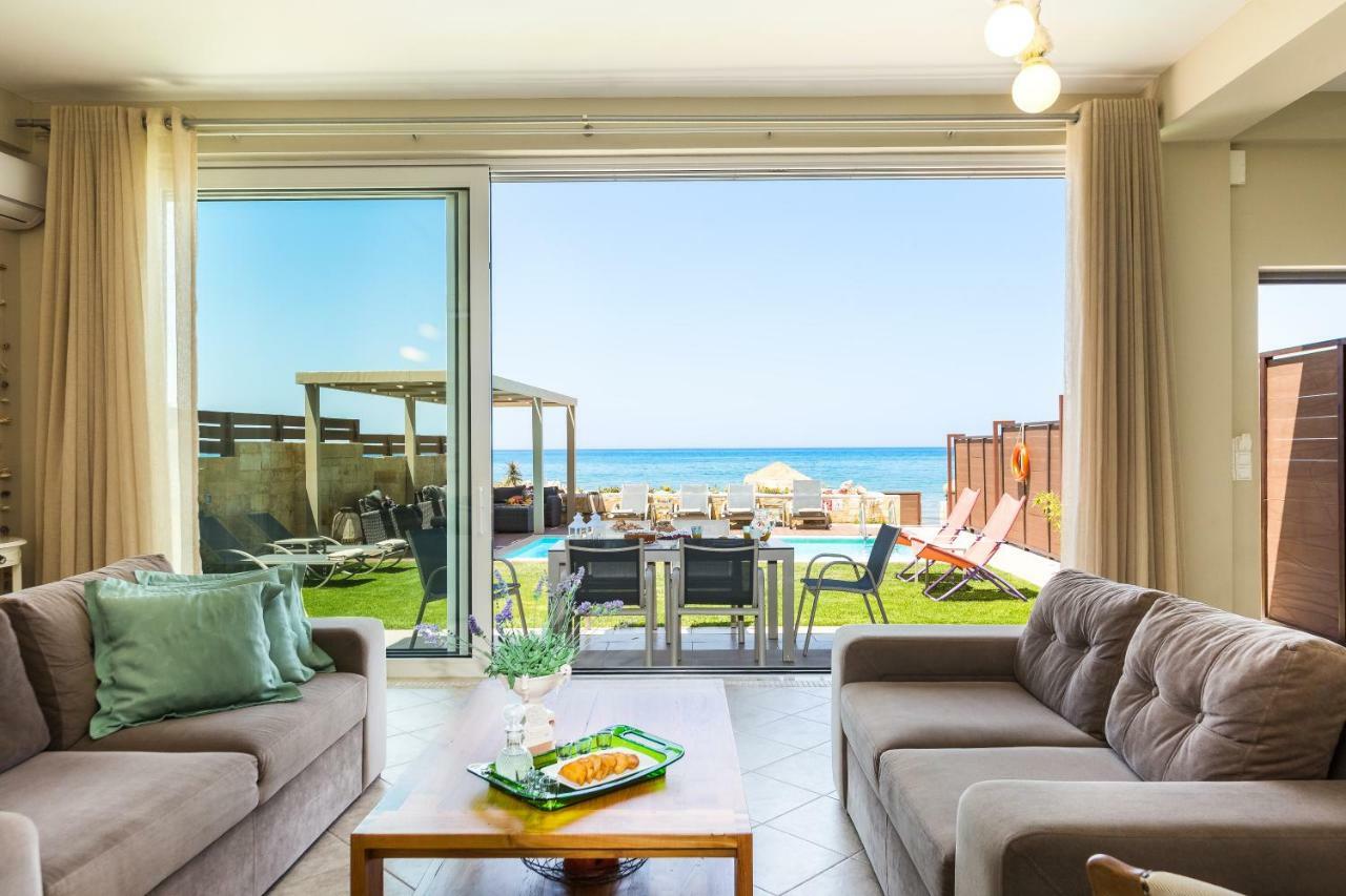 Espera Luxury Beach Front Residence With Pool & Bbq, By Thinkvilla 레팀노 외부 사진